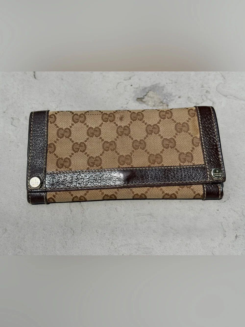 Gucci Beige and Brown GG Canvas Vintage Wallet.
